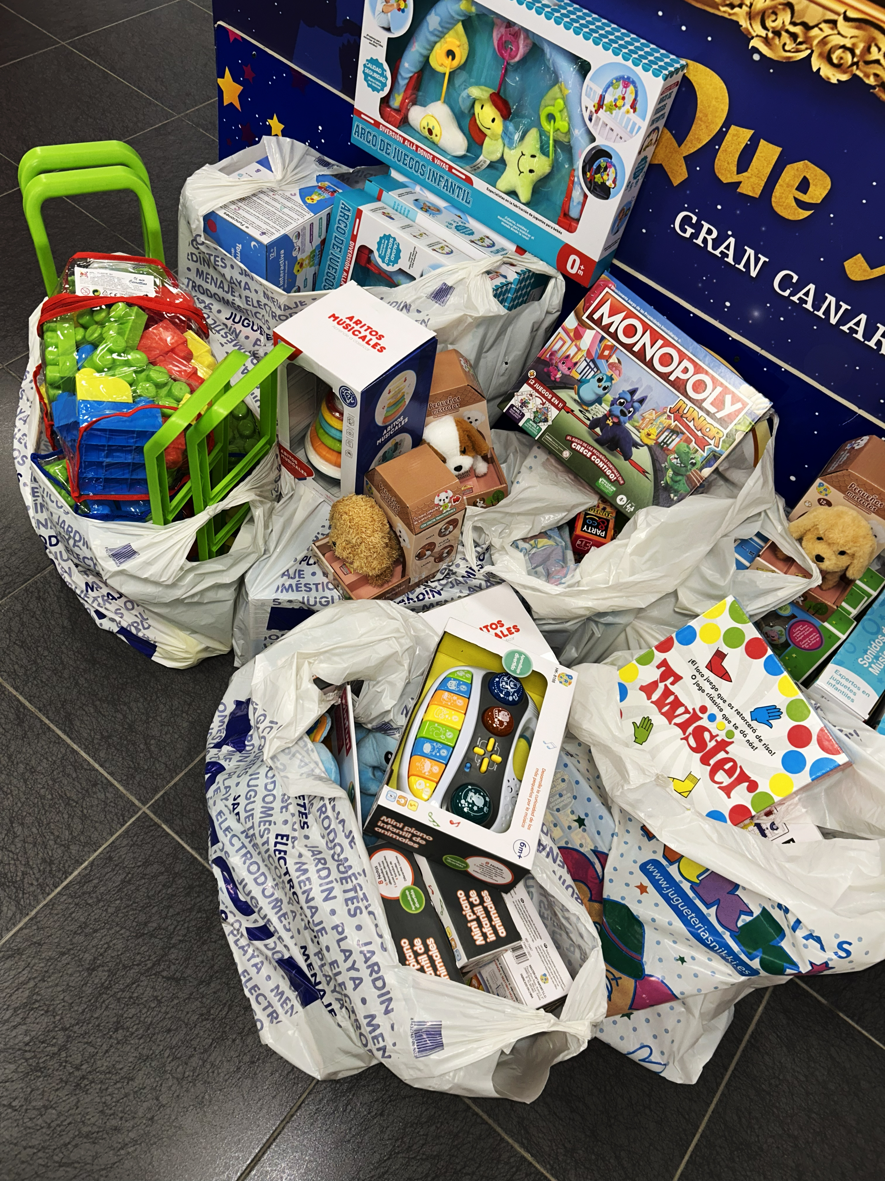 DESPIERTA TU LADO SOLIDARIO: UNA ENTREGA DE JUGUETES QUE CONVIRTIÓ LA COLABORACIÓN EN ALGO TANGIBLE