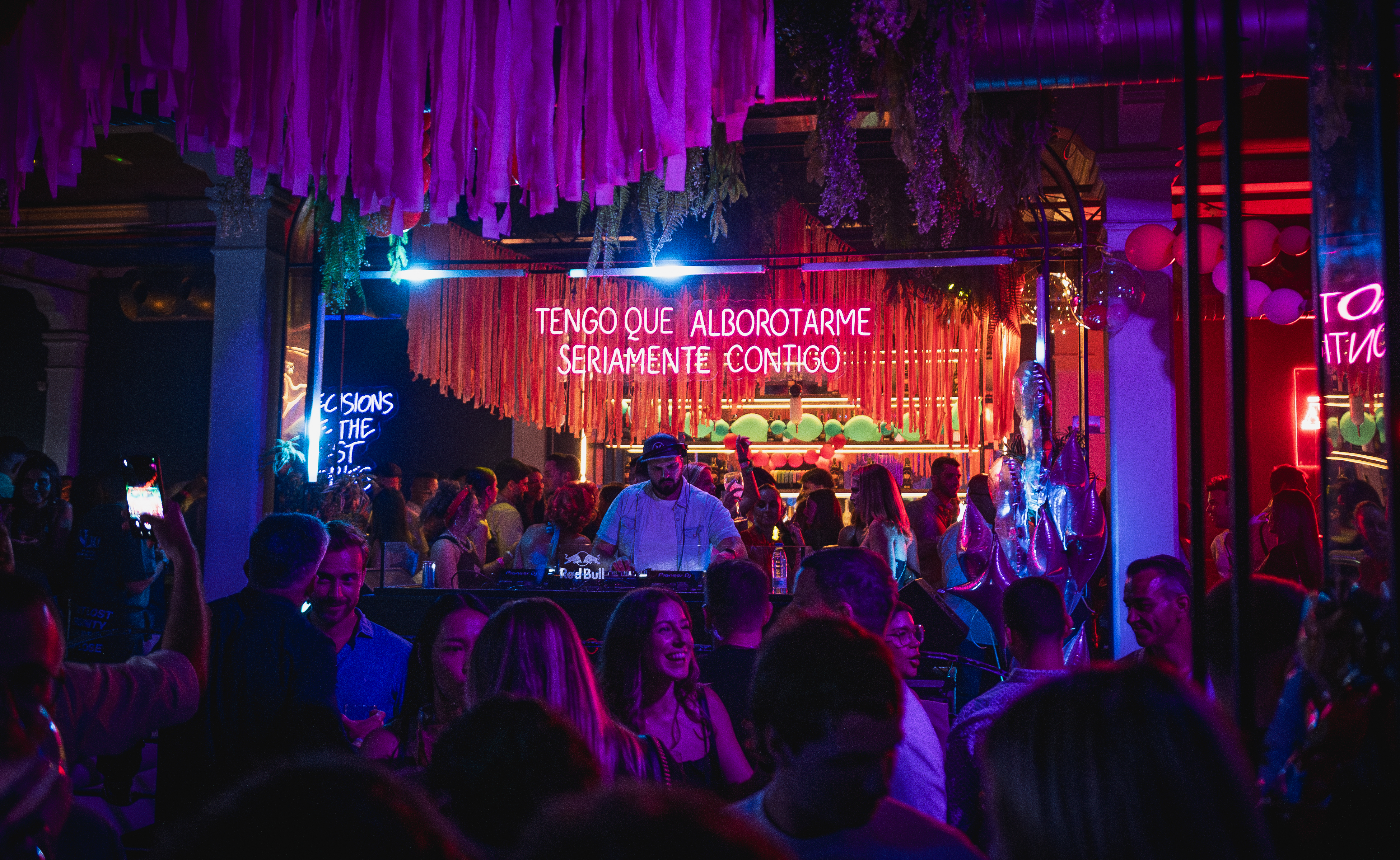 3º ANIVERSARIO DE ALBOROTO LAS PALMAS: 3 AÑOS DESPERTANDO LA NOCHE EN EL CORAZÓN DE LA CIUDAD